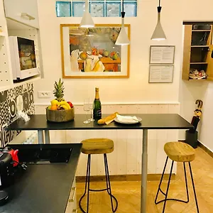 https://village-saint-paul-75004.fr-paris.fr